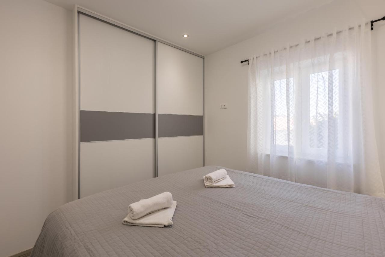 Apartments Petra Bol Ngoại thất bức ảnh