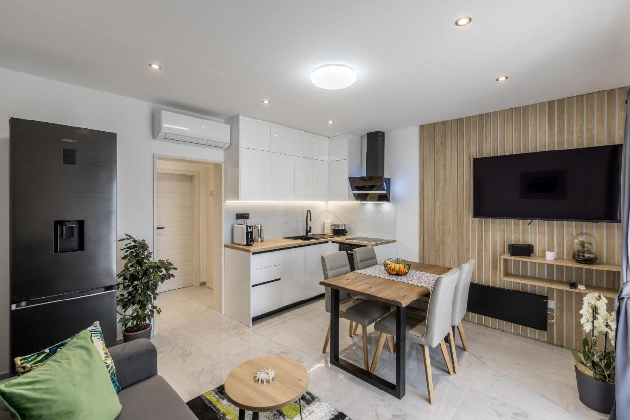 Apartments Petra Bol Ngoại thất bức ảnh